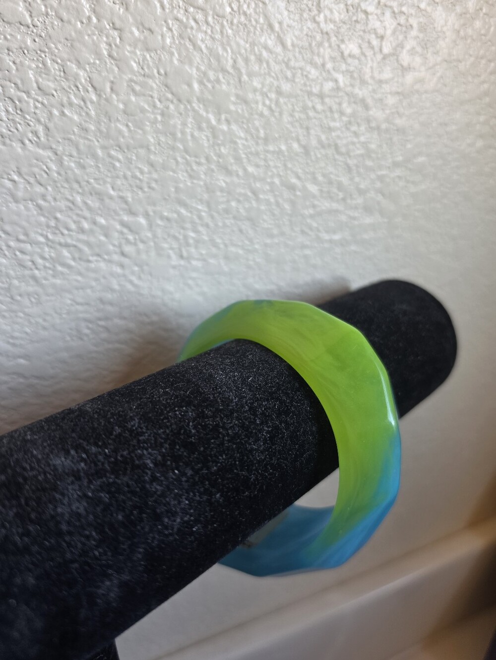 Bangle - Picture 2 of 5